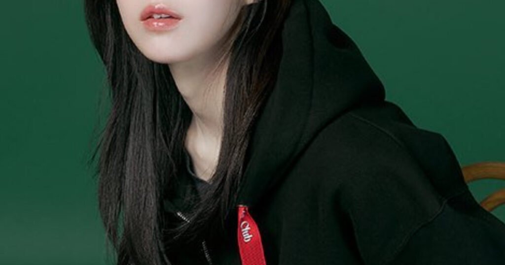 Viewers Berate A-List Producer’s Latest Star-Studded Show As "The Most Tone-Deaf Ever"