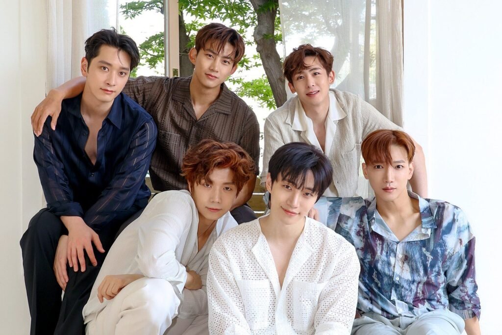 Watch: 2PM Reveals New Version Of Official Light Stick