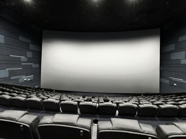 4 Ways Films Create Instant Drama And Audience Engagement (2026/04/24)