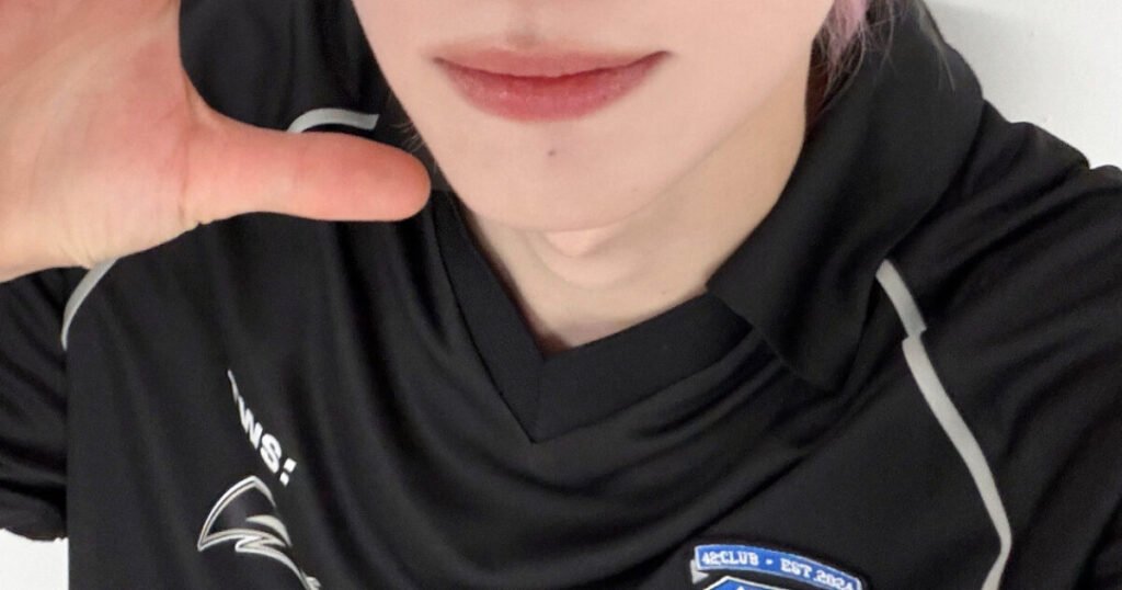 5th-Gen “Visual” Idol Draws Attention For His Strikingly Good-Looking Parents 5th-Gen "Visual" Idol Draws Attention For His Strikingly Good-Looking Parents