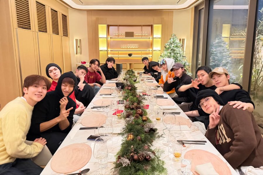 All 13 Members Of SEVENTEEN Renew Contracts With PLEDIS Entertainment