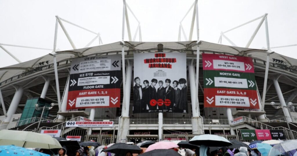 BTS’s Concert Reveals Huge Flaw In Korea’s Concert System BTS's Concert Reveals Huge Flaw In Korea's Concert System