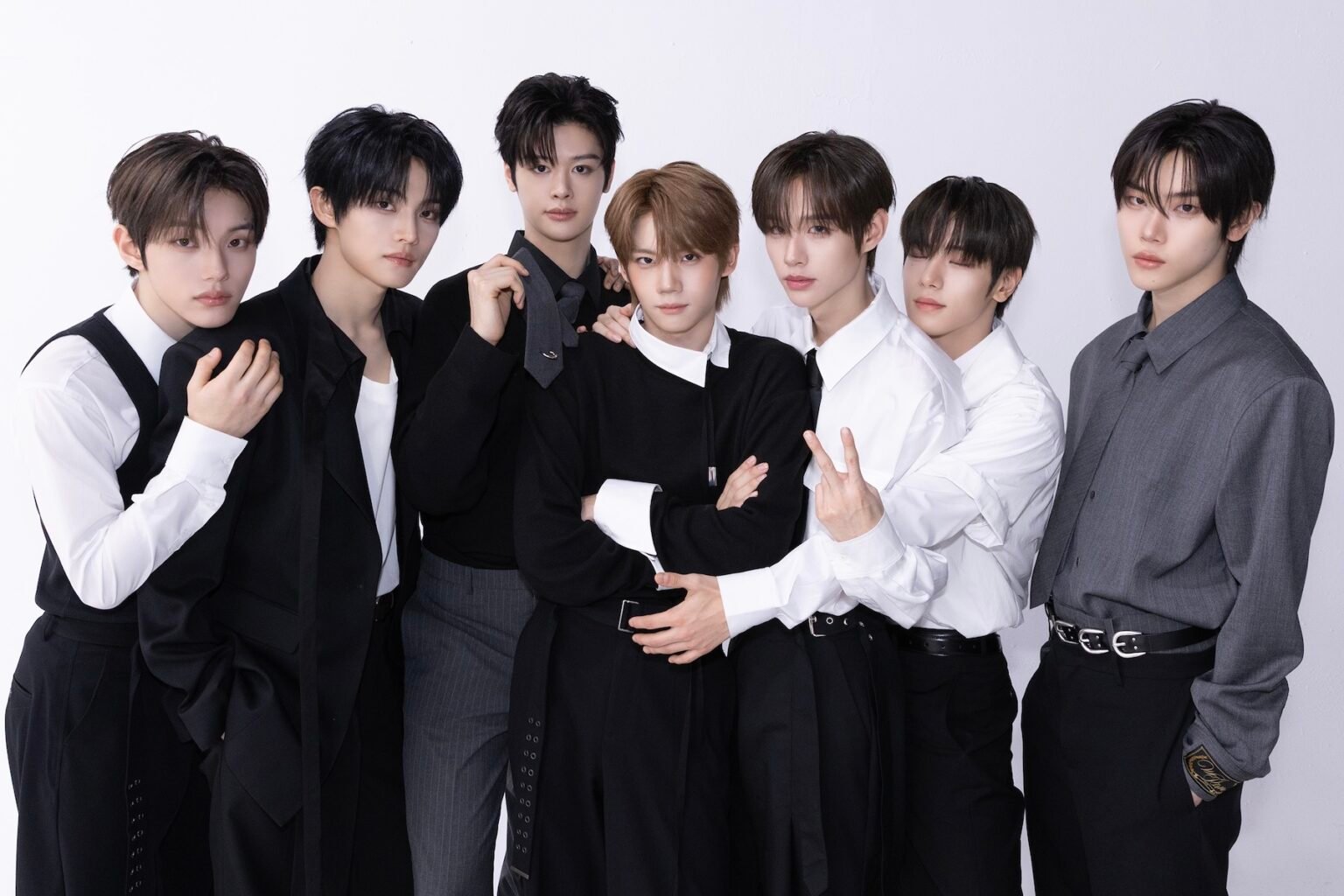 CLOSE YOUR EYES Announces Comeback With Digital Single "OVEREXPOSED"