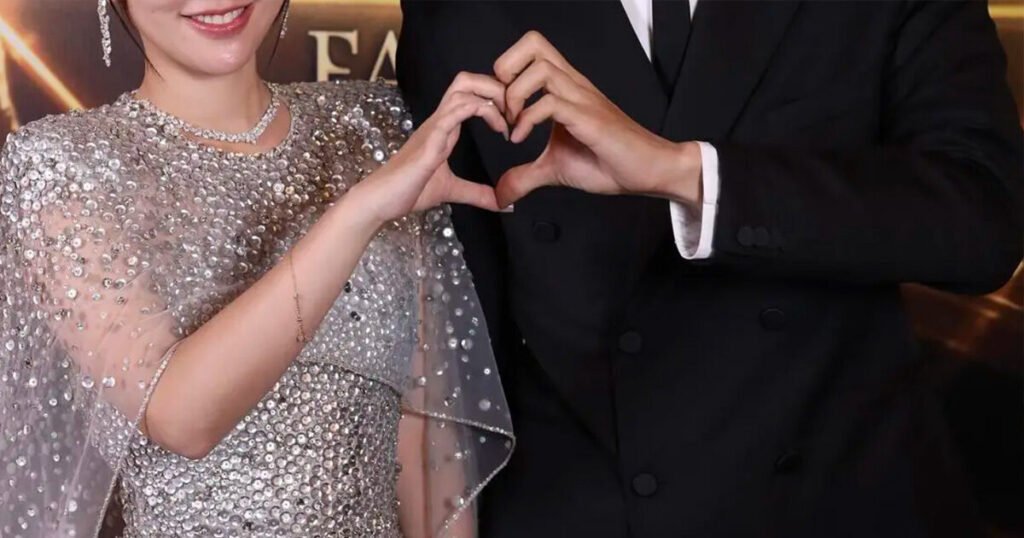 Celebrity Couple With 19-Year Age Gap Gets Married, Proving Skeptics Wrong