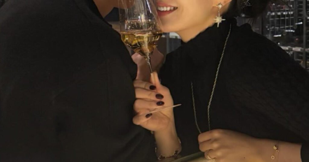 Former K-Pop Idol-Turned Actress Shows Off Husband-To-Be, Announcing Her Wedding Date Former K-Pop Idol-Turned Actress Shows Off Husband-To-Be, Announcing Her Wedding Date