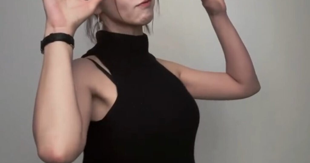 Girl Group Idol Shocks With Unrecognizable Visuals