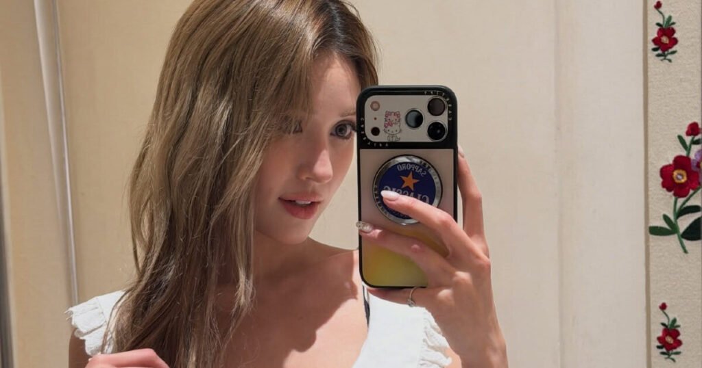 I.O.I's Jeon Somi Is A Human Barbie In Latest Update
