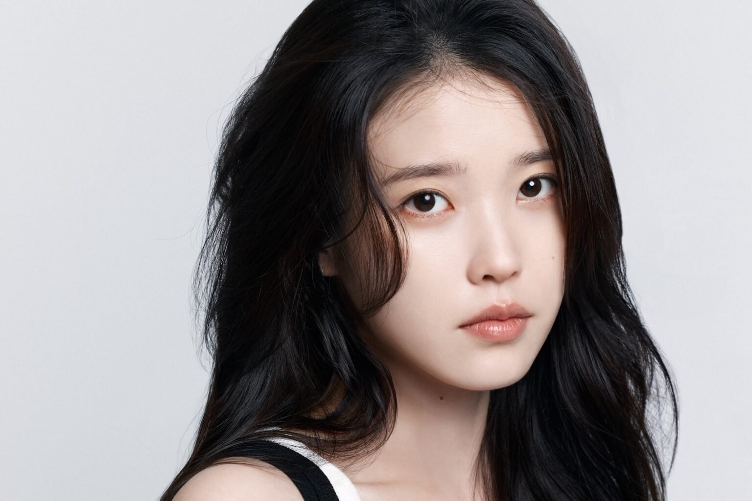IU Stuns In 12 New Profile Photos