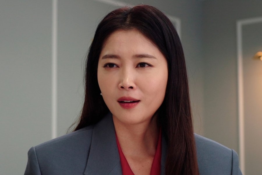 Oh Yoon Ah Dishes On Her Role In Upcoming Film “Mismatch,” Return To The Big Screen, And More