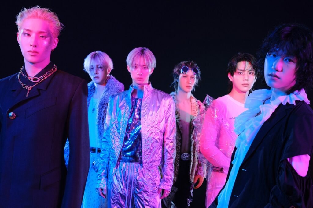 P1Harmony's "UNIQUE" Becomes Their 1st Album To Spend 2 Weeks In Top 150 Of Billboard 200