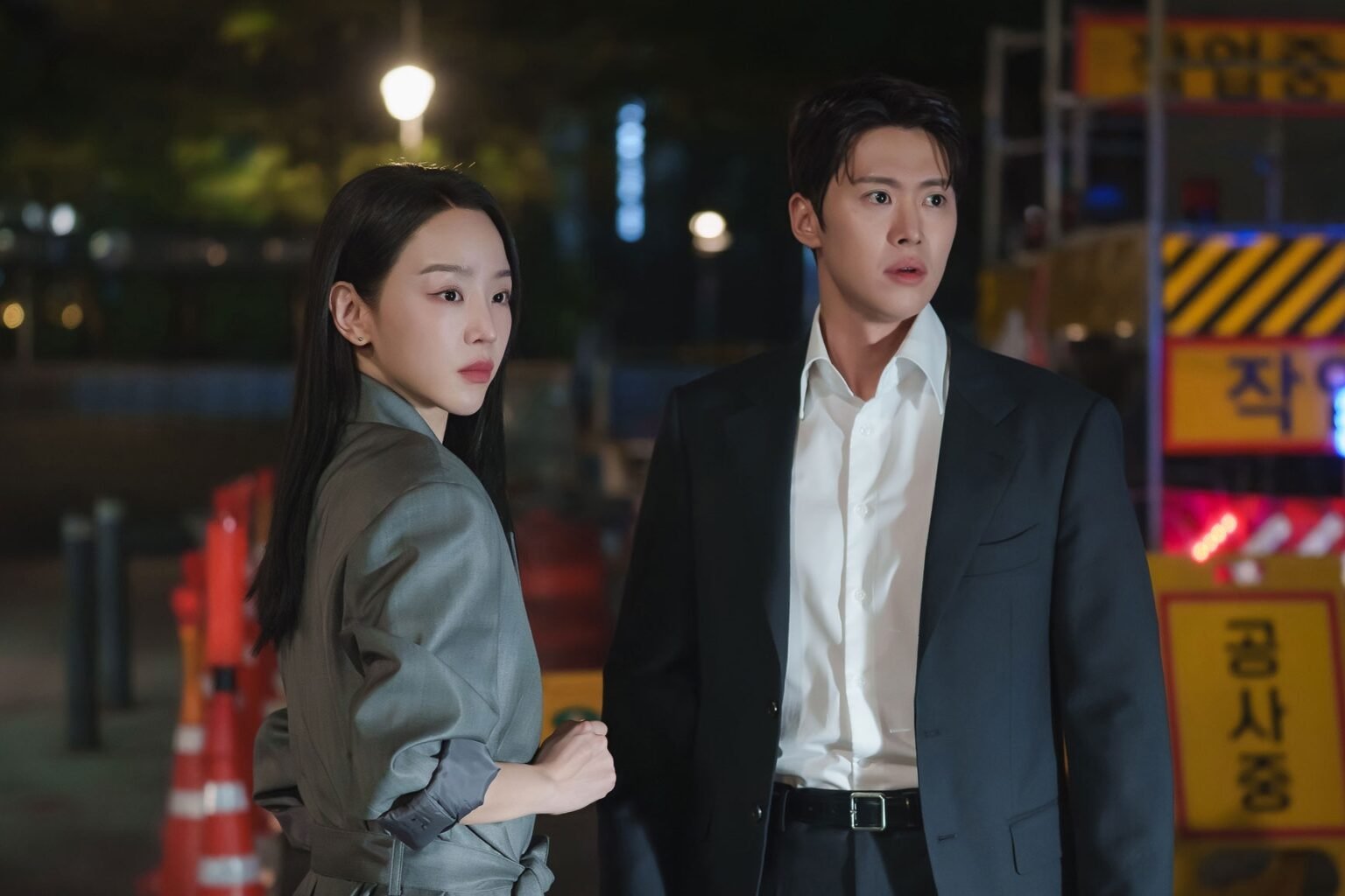 Shin Hae Sun Turns Gong Myoung's Life Upside Down As Soon As They Meet In "Filing For Love"