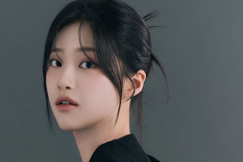 "Single's Inferno 5" Star Lee Jooyoung Signs With Cube Entertainment