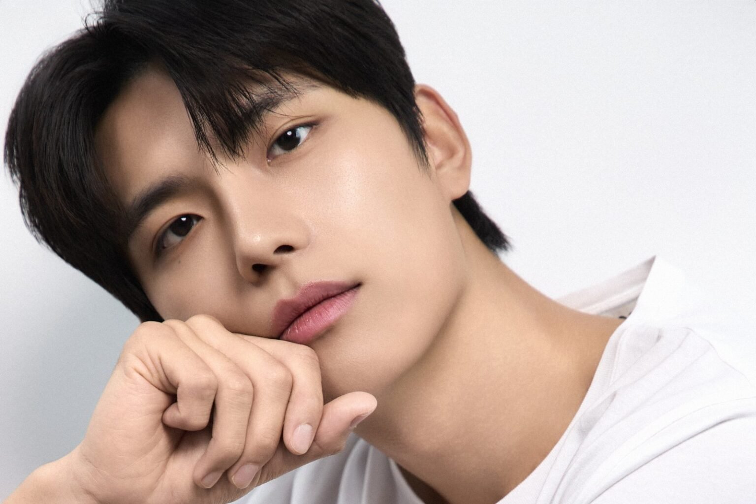 “Single’s Inferno 5” Star Youn Hyunjae Signs With Agency As Actor "Single's Inferno 5" Star Youn Hyunjae Signs With Agency As Actor