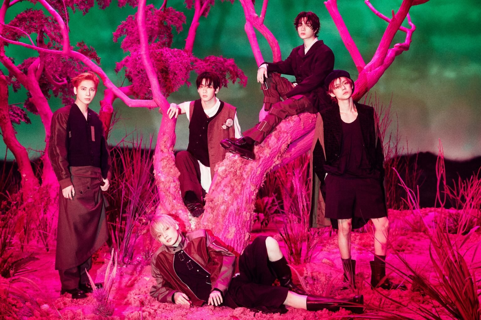 TXT Makes History As "7TH YEAR: A Moment Of Stillness In The Thorns" Debuts On Billboard 200 + Top Album Sales Chart