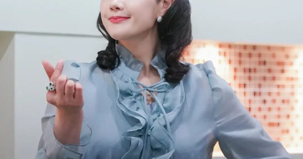 The Veteran Actress Who Keeps Getting Less Screen-Time Than Rookies — And She’s Okay With That The Veteran Actress Who Keeps Getting Less Screen-Time Than Rookies — And She's Okay With That