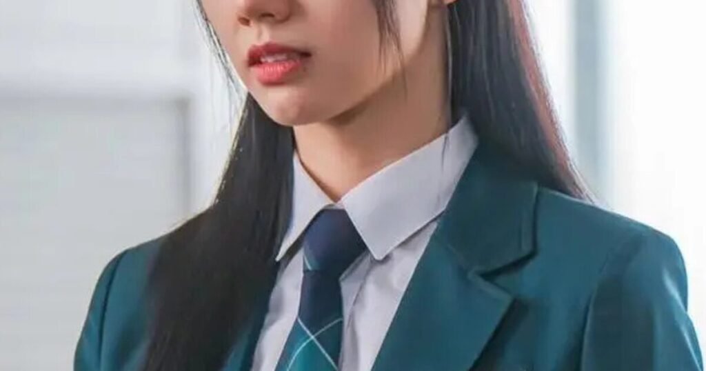 Top Female Idol Admits To Using Free Disposable Toothbrushes Despite Being A Millionaire