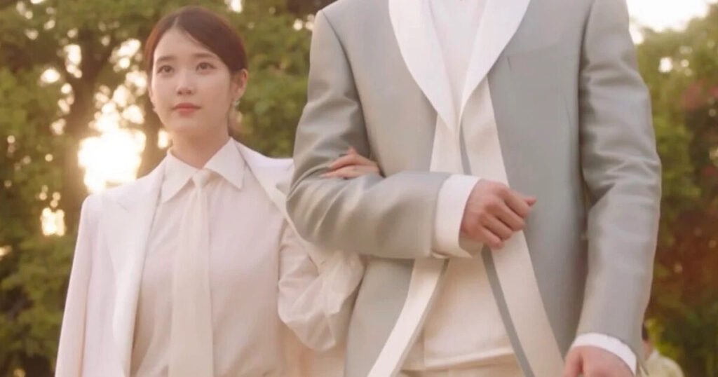 Trope Gone Wrong: Viewers Icked By "Perfect Crown" IU And Byeon Woo Seok Linking Arms