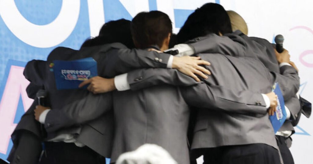 Wanna One Members Reunite For The First Time In 7 Years