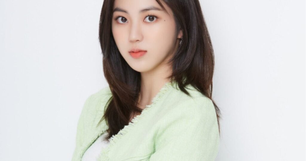 CLC’s Kwon Eunbin Reportedly To Retire From Industry CLC's Kwon Eunbin Reportedly To Retire From Industry