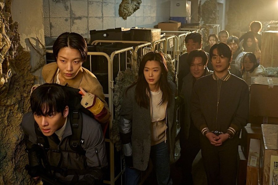 "Colony" Becomes Fastest 2026 Film To Surpass 2 Million Moviegoers At Korean Box Office