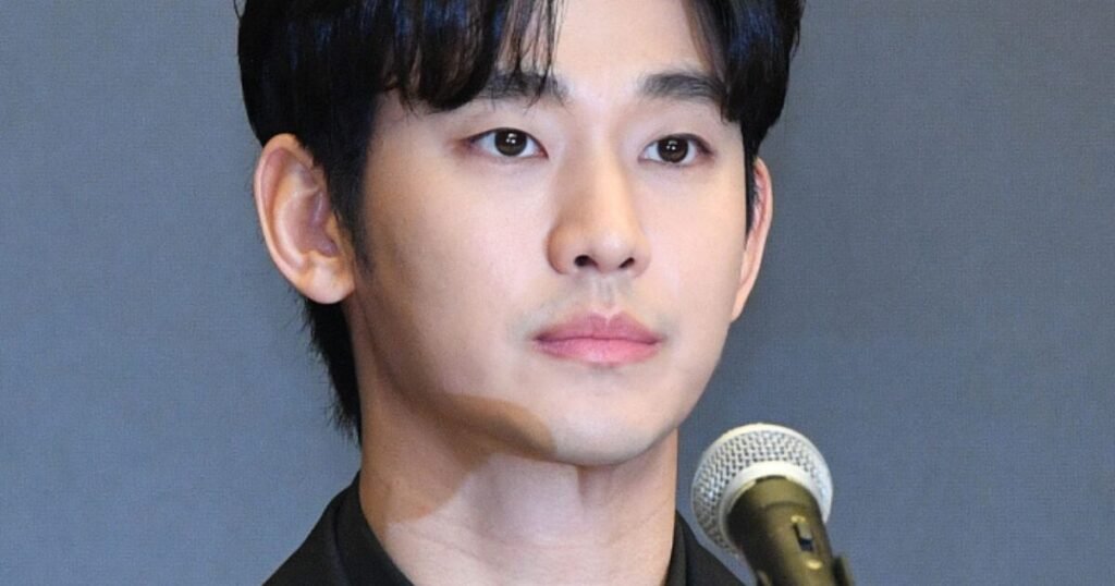 Current State Of Kim Soo Hyun’s Social Media Account Sparks Major Disgust Current State Of Kim Soo Hyun’s Social Media Account Sparks Major Disgust