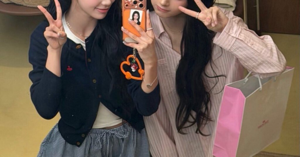 Food Portion Size For Two Female Idols Triggers Divided Response