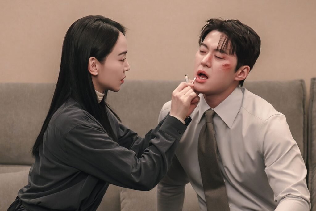 Gong Myoung Gets Injured While Attempting To Protect Shin Hae Sun In "Filing For Love"