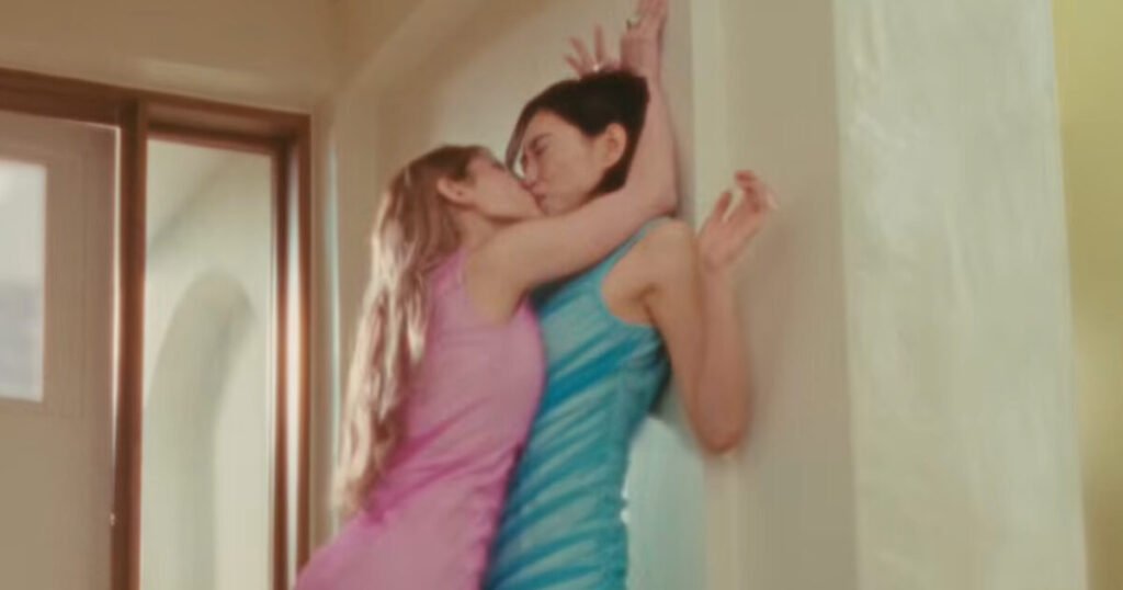 I.O.I’s Doyeon Reveals Back Story Of Kissing Jeon Somi, Triggers Massive Response