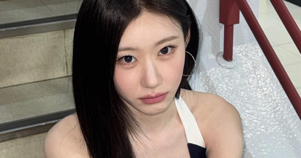 ITZY Chaeryeong Stuns With Glamorous Body Figure