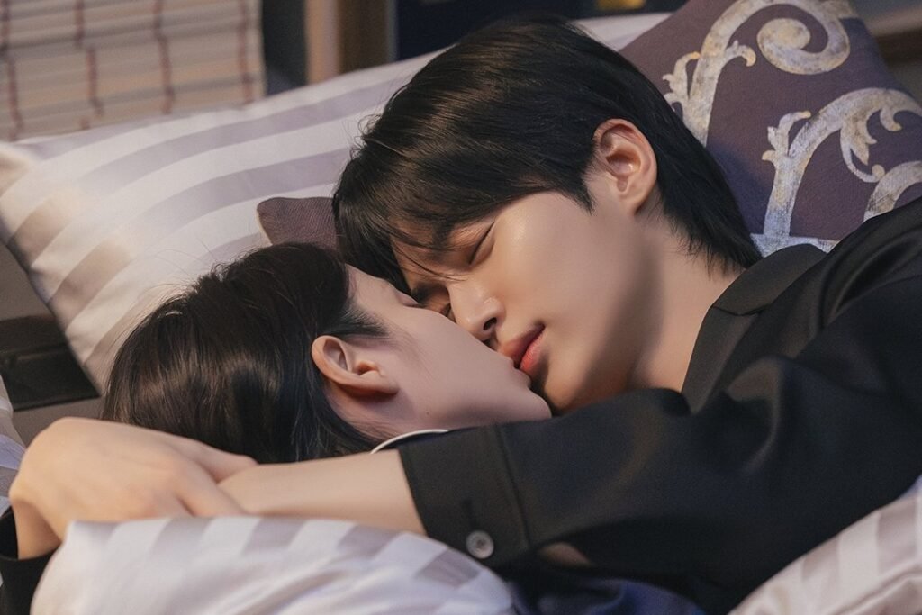 IU And Byeon Woo Seok Spend Their First Night Together As A Married Couple In "Perfect Crown"