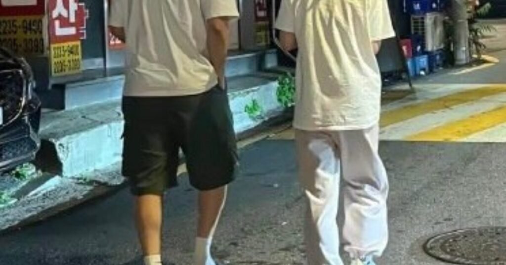 K-Drama Actor Couple Get Spotted On A Date In Public K-Drama Actor Couple Get Spotted On A Date In Public