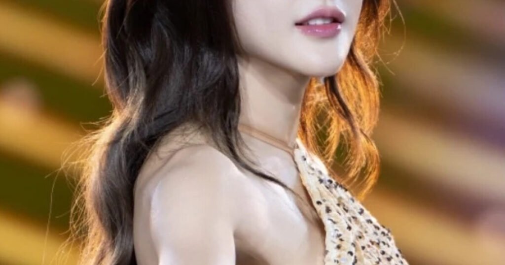 K-Pop Idol Accused Of Scamming Fans With A "Free Concert," Agency Responds