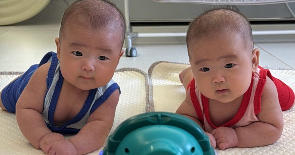K-Pop Idol Struggles To Tell Her Twins Apart