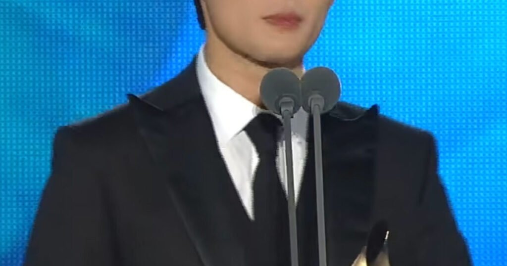 K-Pop Idol Wins First-Ever Baeksang And Immediately Sparks Debate With His Acceptance Speech
