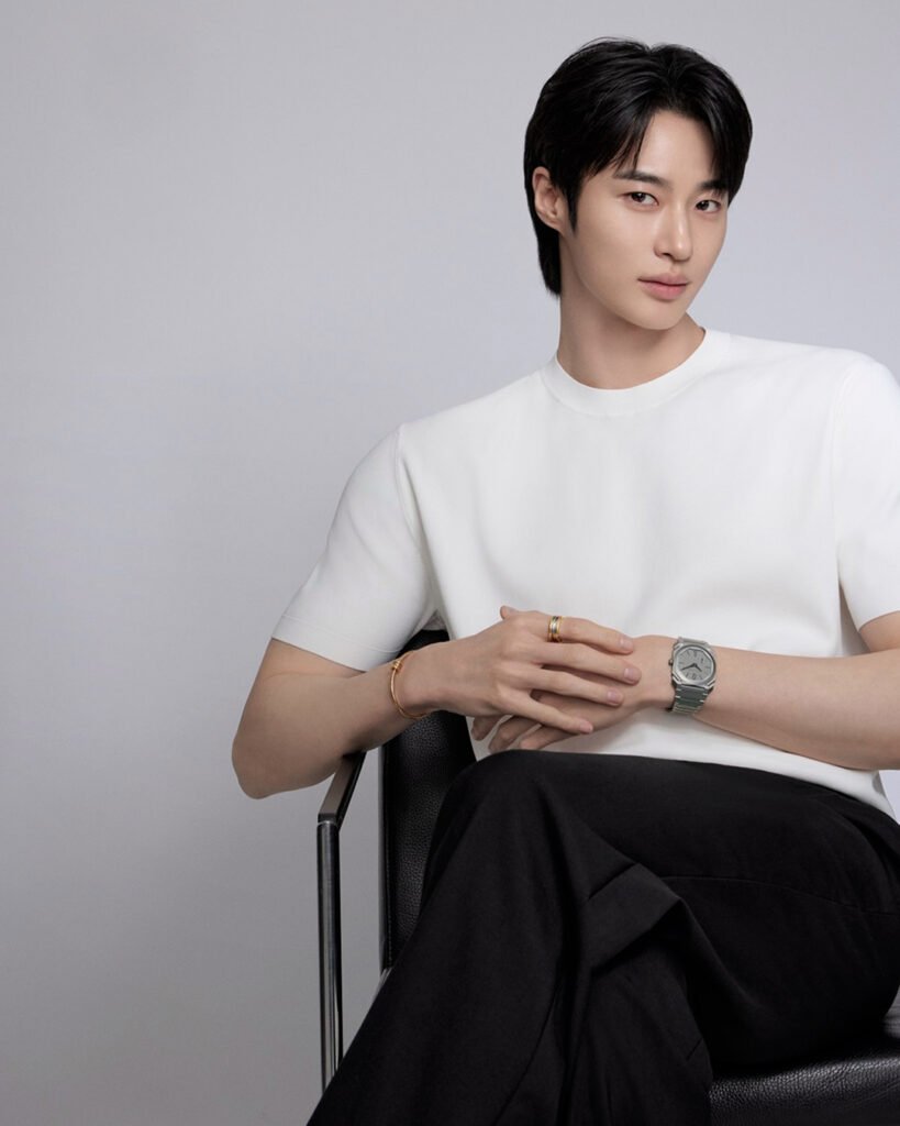 K-movie Adaptation of Hit Webtoon Solo Leveling Confirms Four Main Leads as Byun Woo Seok, Han So Hee, Kang You Seok, and Kang Mina