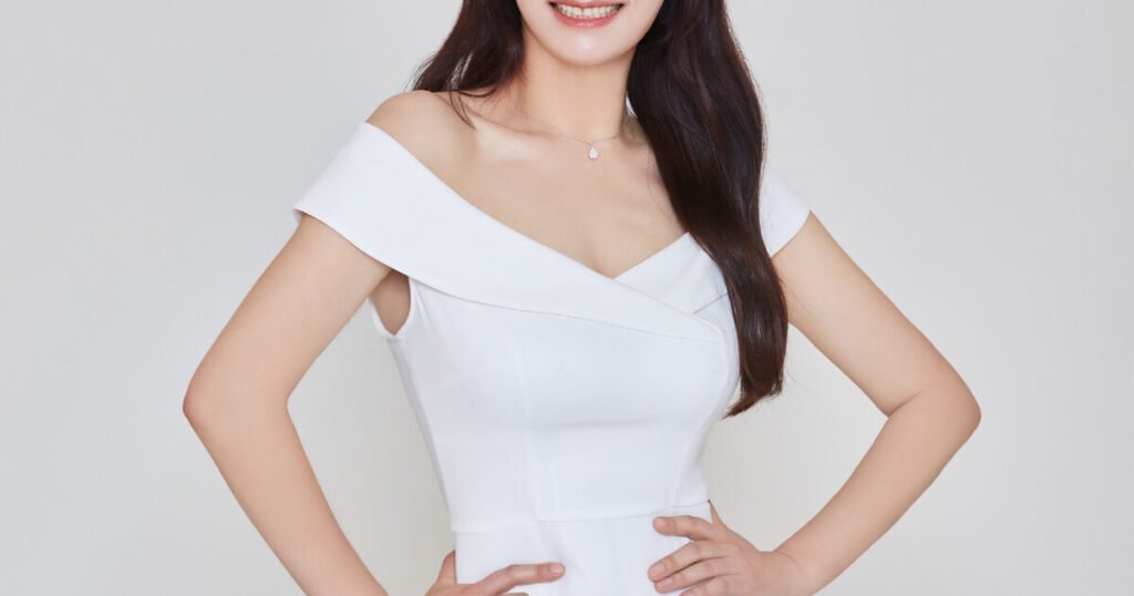 Korean Star Confesses The Story Behind The Heartbreaking Marks On Her Wrist