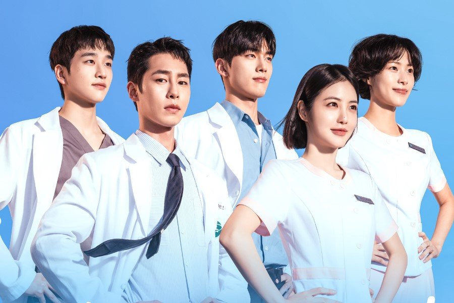 Lee Jae Wook, Shin Ye Eun, And More Stand Firm In New Drama “Doctor On The Edge” Poster Lee Jae Wook, Shin Ye Eun, And More Stand Firm In New Drama “Doctor On The Edge” Poster
