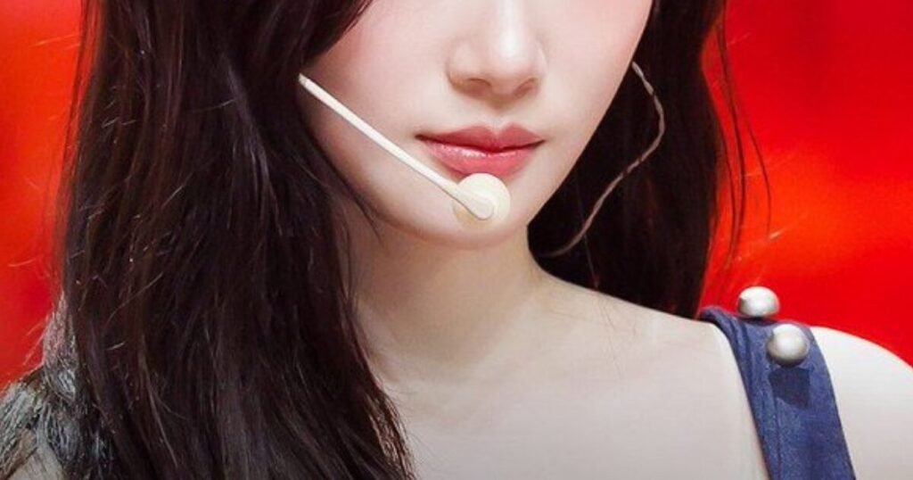 Legendary Visual Girl Group Member Announces Her “Last Schedule As An Idol"