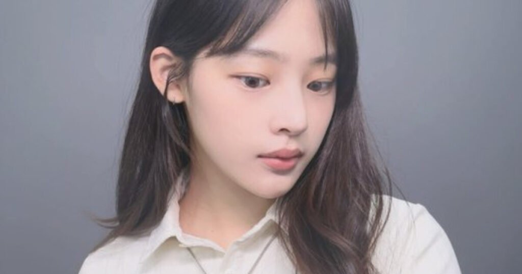 NewJeans' Minji Surprises Fans With Gifts And Handwritten Postcards Ahead Of Her Birthday