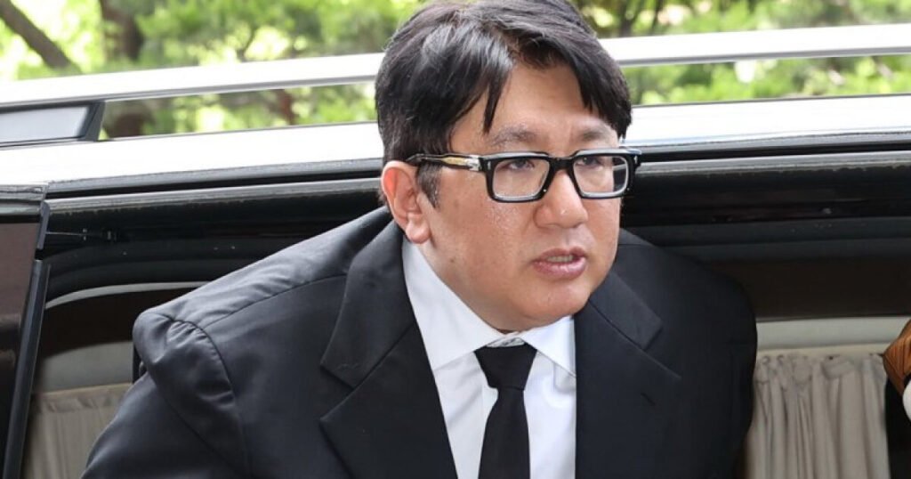 Police Reapply For Arrest Warrant For HYBE's Bang Si Hyuk