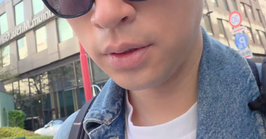 Popular Actor "Caught" By A Fan Looking Suspicious While Taking A Picture Of A Woman
