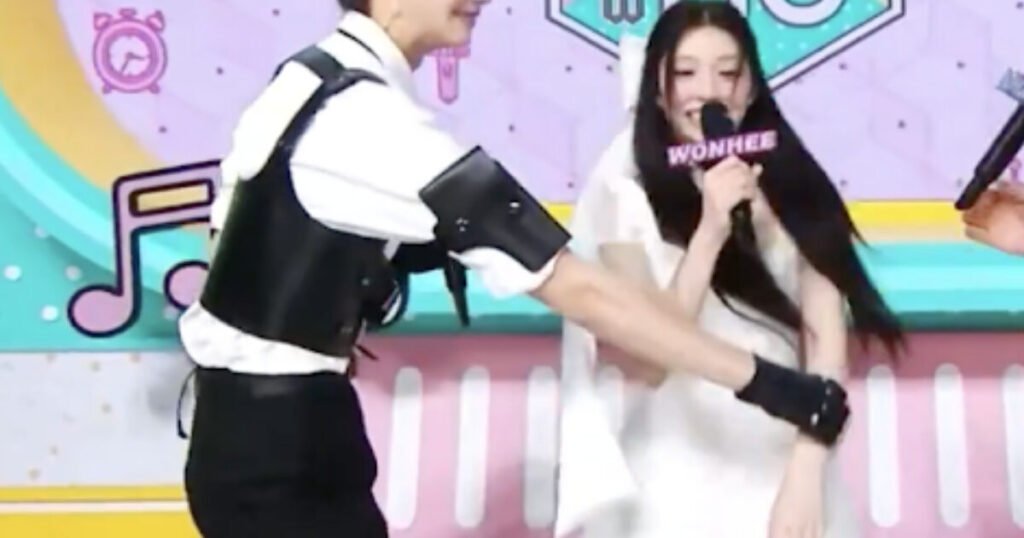 Popular Male Idol’s "Touchy" Interaction With ILLIT’s Wonhee Goes Viral