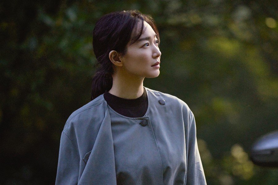 Shin Min Ah Transforms Into Twin Sisters With Visual Impairments In New Thriller Film