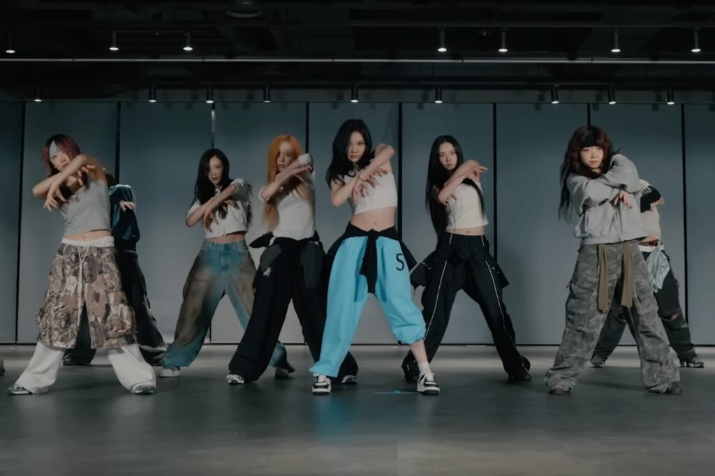 Watch: aespa Drops Fierce Dance Practice Video For “WDA (Whole Different Animal)” Watch: aespa Drops Fierce Dance Practice Video For "WDA (Whole Different Animal)"