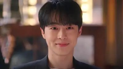 Bae In Hyuk Considering Lead Role in "Protect Me"