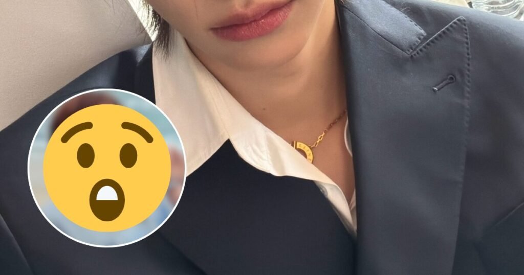 Dildo? HYBE Idol Shocking New Photo Triggers Major Reactions Dildo? HYBE Idol Shocking New Photo Triggers Major Reactions