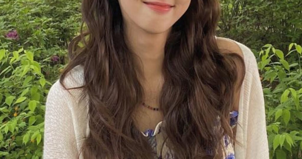 “Extraordinary Attorney Woo” Actress Makes Surprise Wedding And Childbirth Announcement