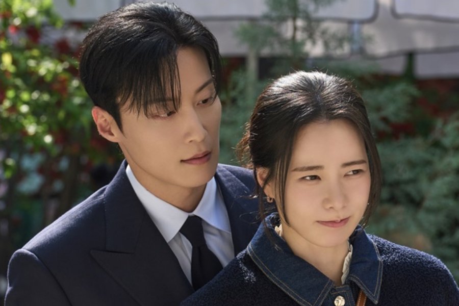 Heo Nam Jun And Lim Ji Yeon Go On Their First Official Date In "My Royal Nemesis"