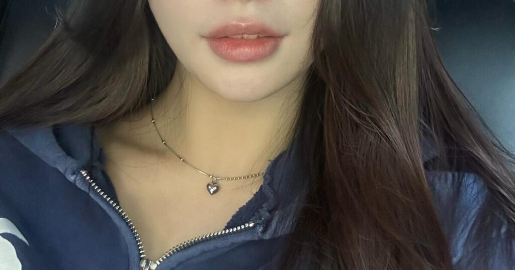 Idol-Turned-Plastic Surgery Clinic Worker Responds To Fans’ Pleas For A Comeback Idol-Turned-Plastic Surgery Clinic Worker Responds To Fans' Pleas For A Comeback