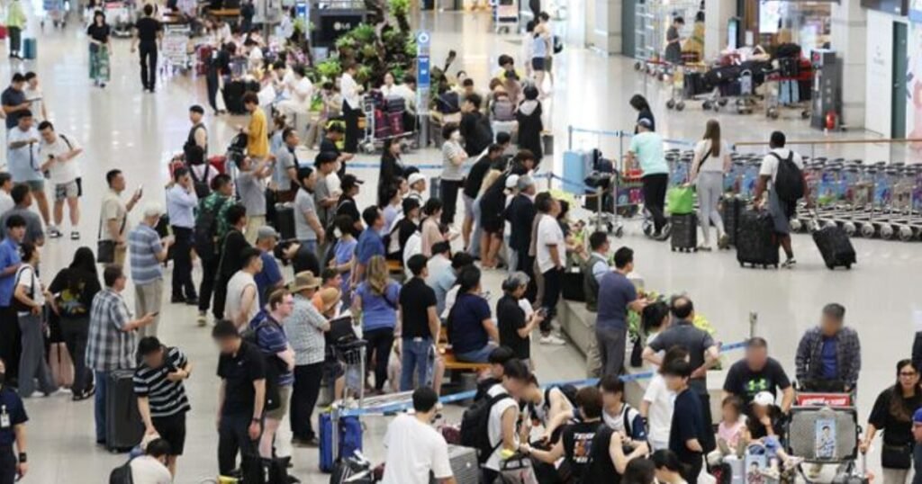 K-Pop Idol Accused Of Shocking Airport Behavior Toward Flight Attendant In Viral Allegation